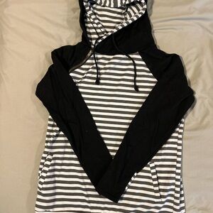 Chic Striped Black and White Women's Hoodie